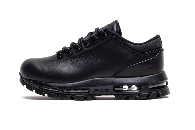 Nike - Air Max Goadome Low
Style # IQ0641-001
Color : Black / Black / Anthracite