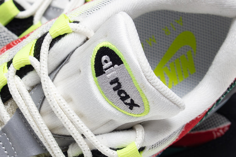 Nike - Air Max 95 Big Bubble
Style # IQ0620-100
Color : Sail / Volt / University Red / Sport Green&nbsp;