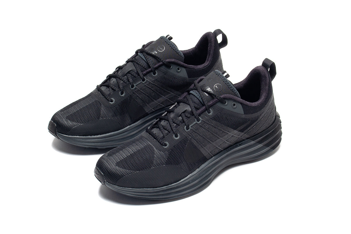 Lunar Roam – Premier