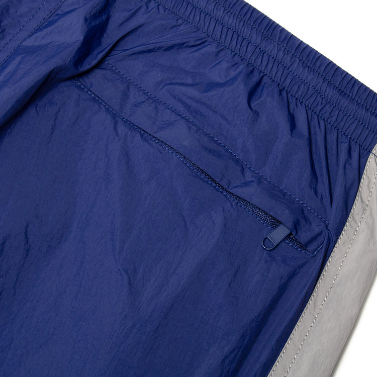 Stussy - Nylon Track Pant
Style # 116746
Color : Navy