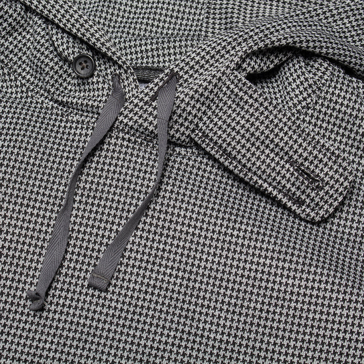 Engineered Garments - Short Sleeve Hoodie
Style # 26S1B007
Color : Black
