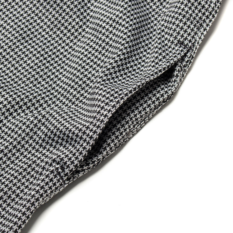 Engineered Garments - Short Sleeve Hoodie
Style # 26S1B007
Color : Black