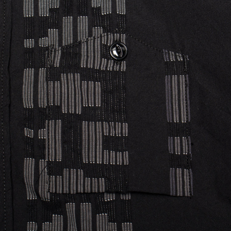 Engineered Garments - Work Shirt
Style # 26S1A007
Color : Black / Grey