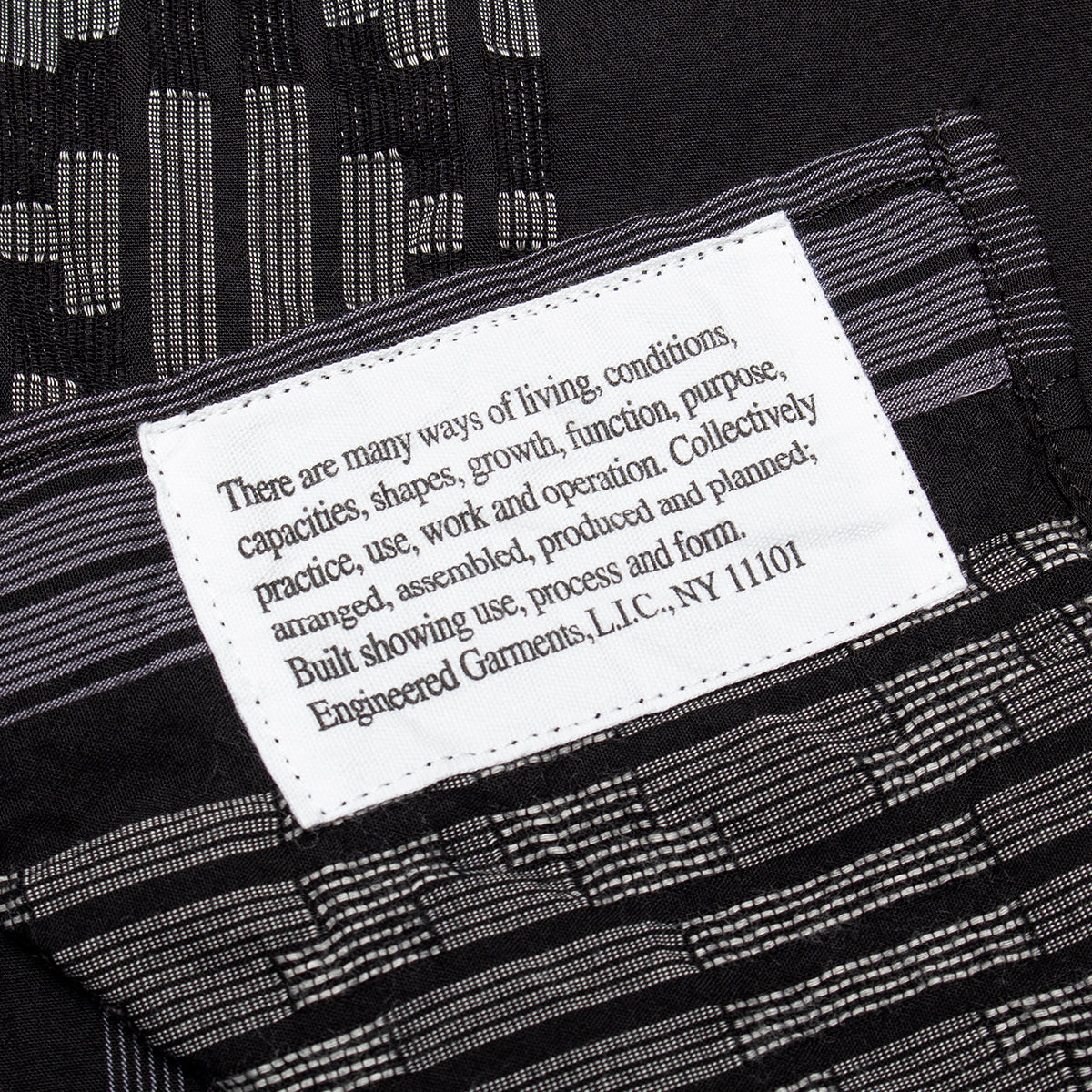 Engineered Garments - Work Shirt
Style # 26S1A007
Color : Black / Grey