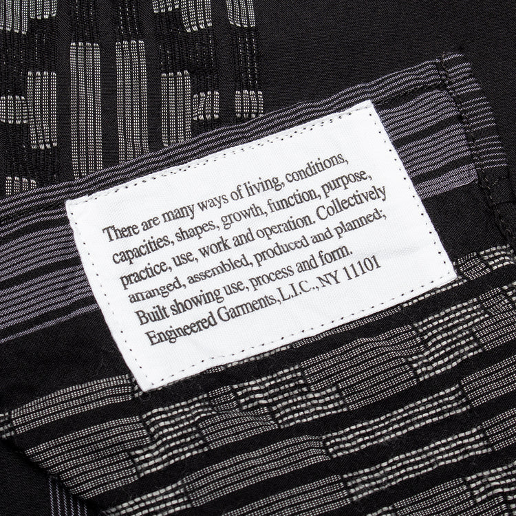 Engineered Garments - Work Shirt
Style # 26S1A007
Color : Black / Grey