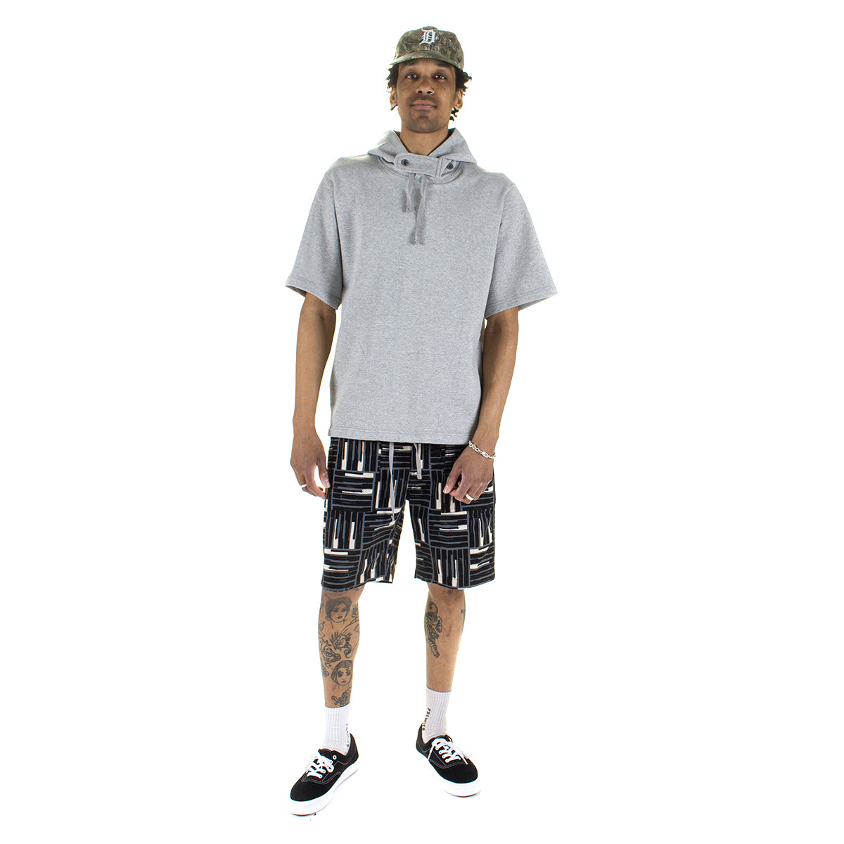 Engineered Garments - Fatigue Short
Style # 26S1E003
Color : Black