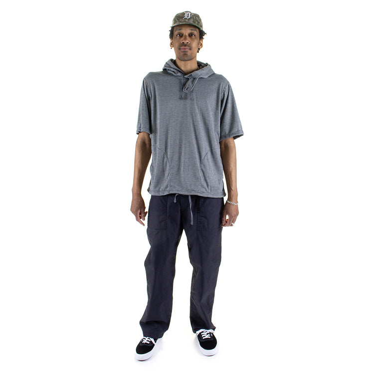 Engineered Garments - Short Sleeve Hoodie
Style # 26S1B007
Color : Black