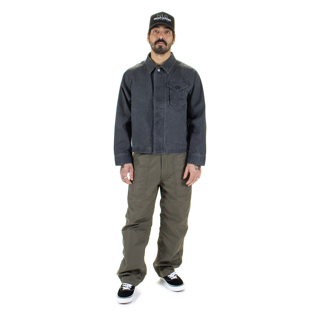 Snow Peak - Sulfur Dyed Fade Coverall
Color : Charcoal