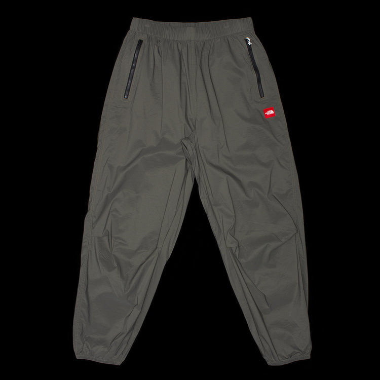 The North Face - Red Box Packable Wind Pants
Style # NF0A8EFV21L1
Color : New Taupe
