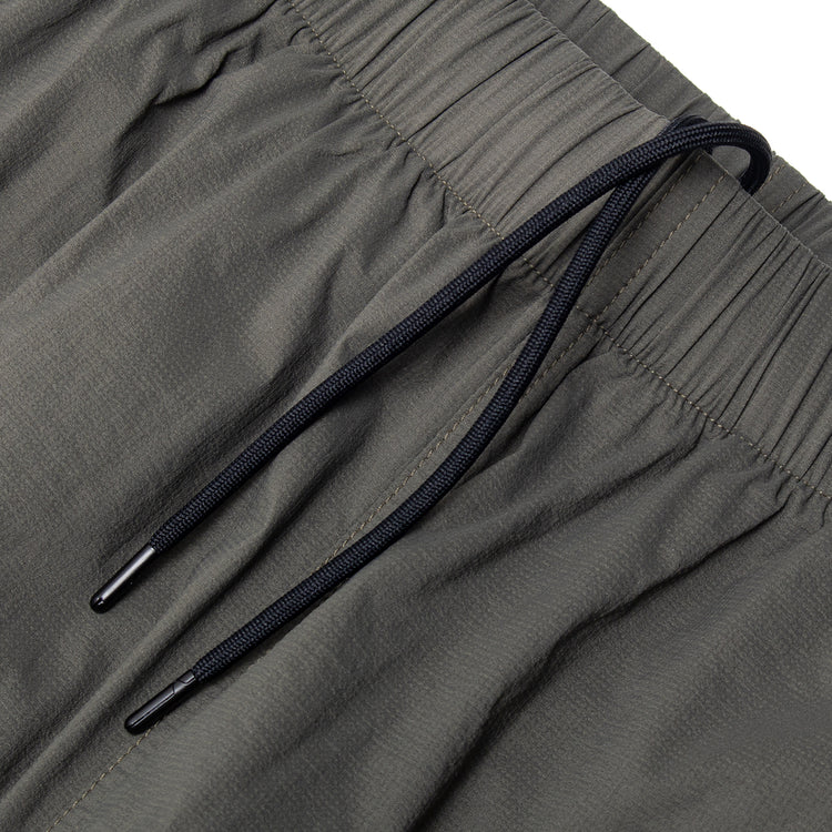 The North Face - Red Box Packable Wind Pants
Style # NF0A8EFV21L1
Color : New Taupe