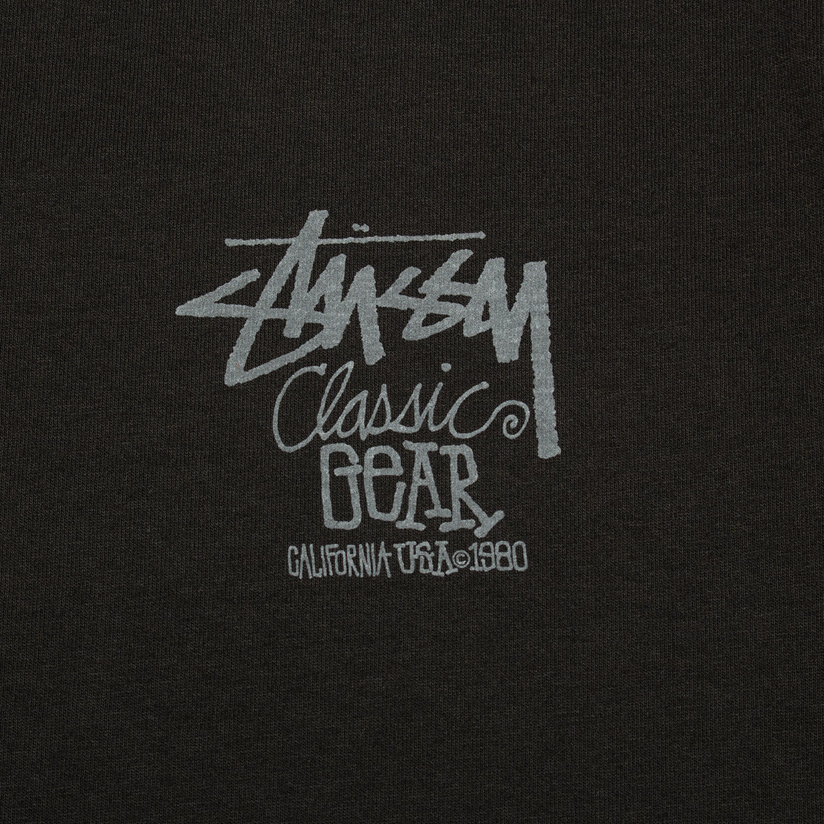 Stussy - Classic Gear Pigment Dyed T-Shirt
Style # 1905084
Color : Black