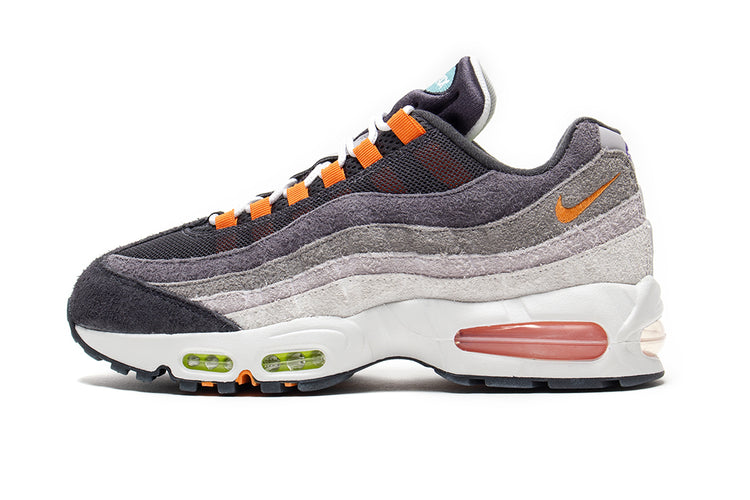Nike - Air Max 95 Big Bubble
Style # IU2636-300
Color : Hyper Turq / Volt / Solar Red