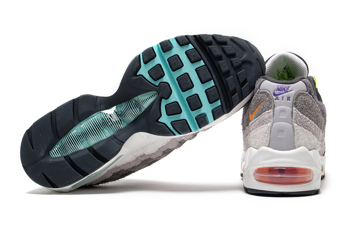 Nike - Air Max 95 Big Bubble
Style # IU2636-300
Color : Hyper Turq / Volt / Solar Red