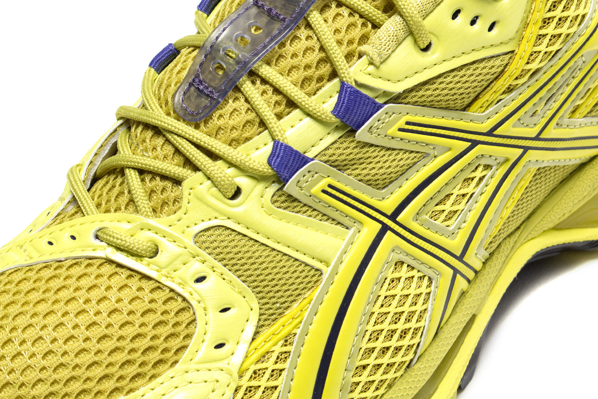 Asics - Gel-Nimbus 10.1
Style # 1203A599.300
Color : Kelp / Lemon Spark
