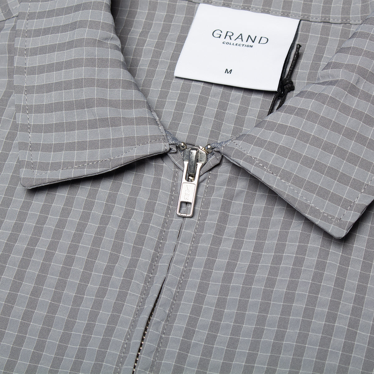 Grand Collection - Seersucker S/S Zip-Up Shirt
Color : Grey