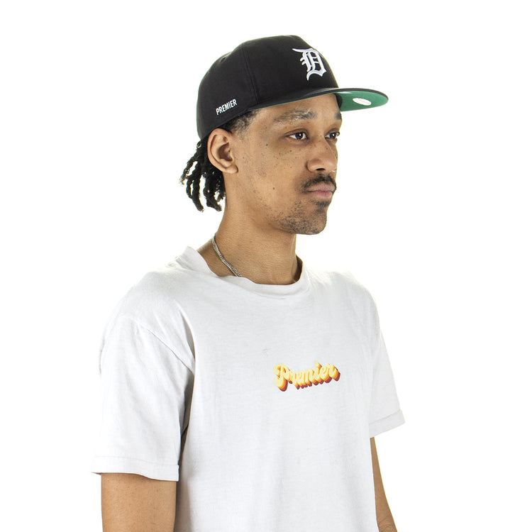 Premier | Tigers Hat
Color : Navy