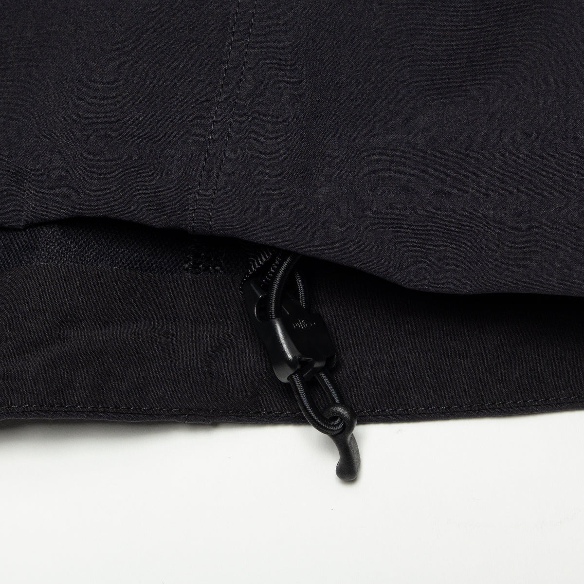 Arcteryx - Gamma Hoody
Color : Black