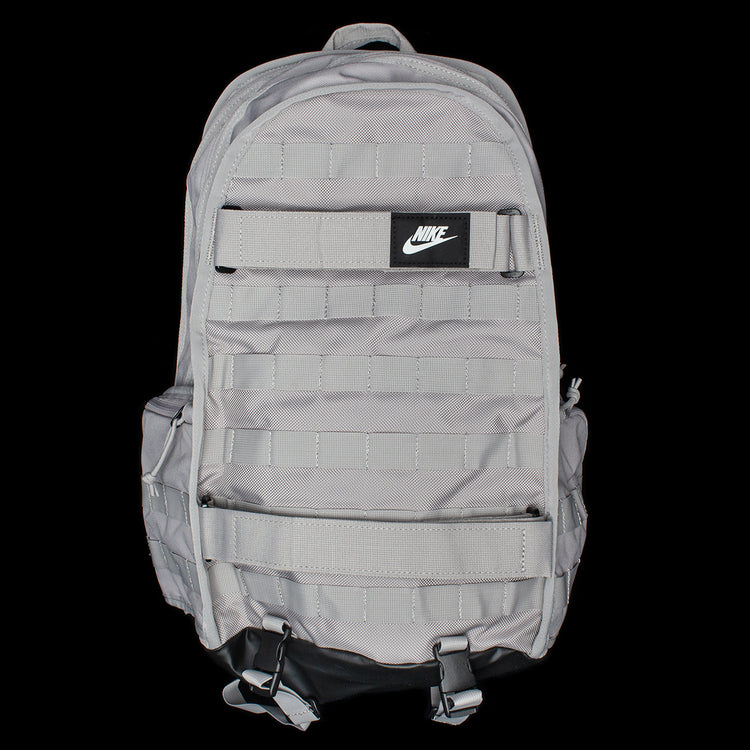 Nike - RPM Backpack 2.0
Style # FD7544-009
Color : College Grey / Black / Summit White