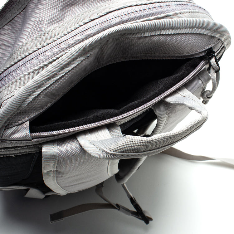 Nike - RPM Backpack 2.0
Style # FD7544-009
Color : College Grey / Black / Summit White
