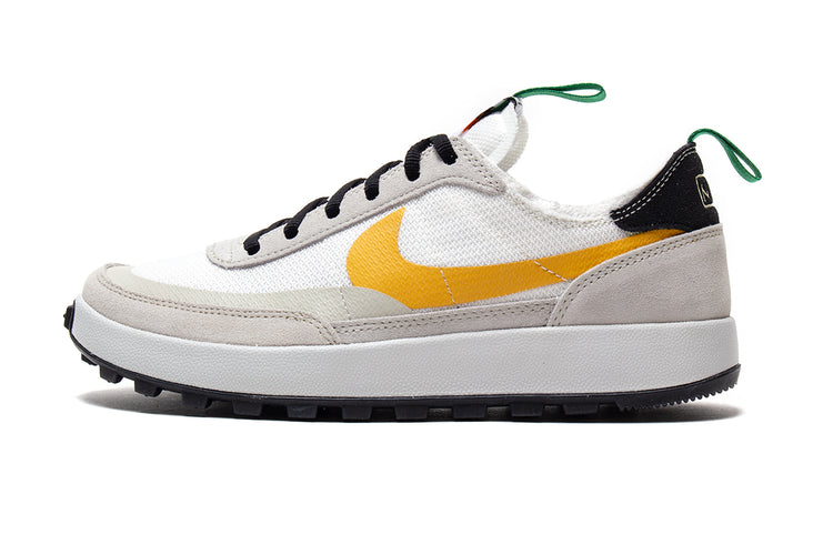 Nike - General Purpose Shoe
Style # DA6672-100
Color : Summit White / University Gold / Birch