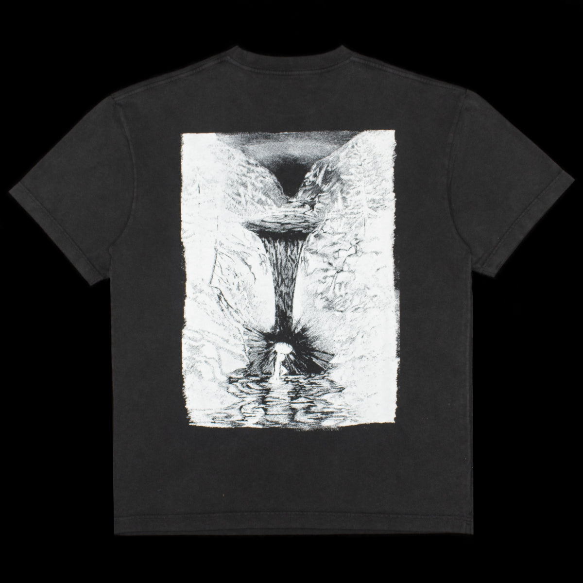 Dancer - Waterfall T-Shirt
Color : Black