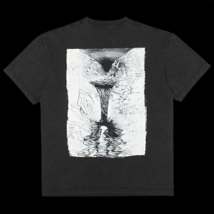 Dancer - Waterfall T-Shirt
Color : Black