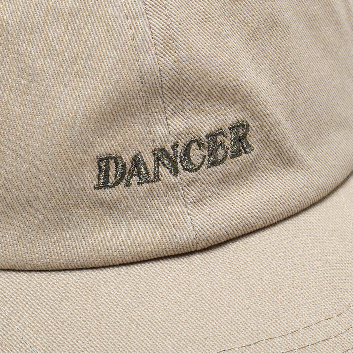 Dancer - Trucker Snap Cap
Color : Khaki / Green