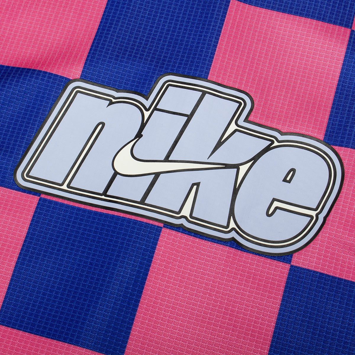 Nike SB - Club Goalie Jersey
Style # II4367-480
Color : Game Royal / Pinksicle / Hydrogen Blue