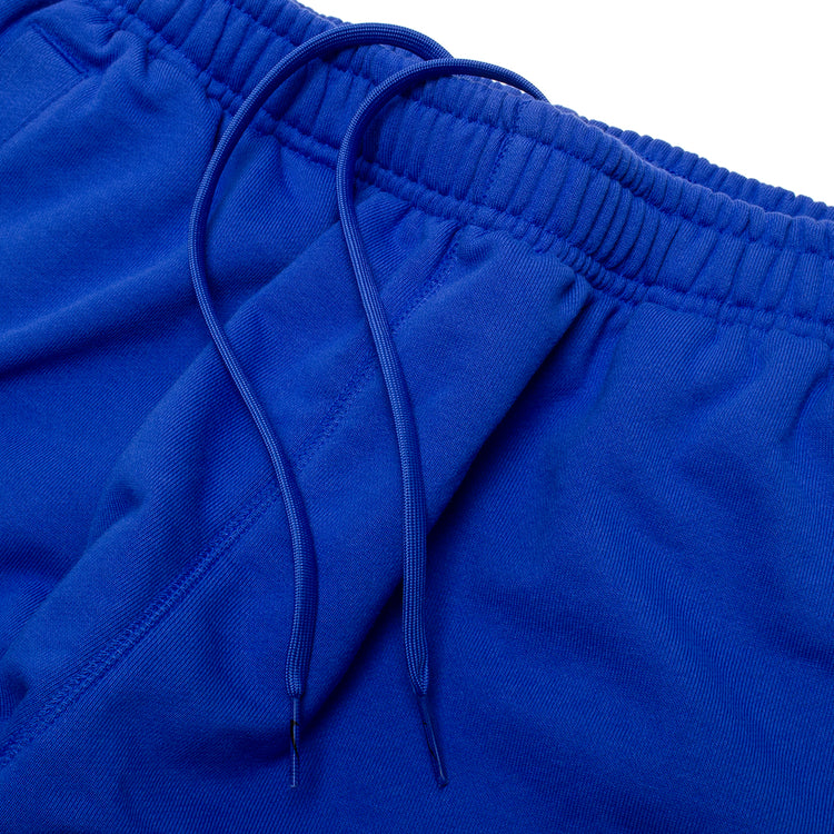 Nike SB - GFX Fleece Short
Style # IF1602-480
Color : Game Royal / University Gold