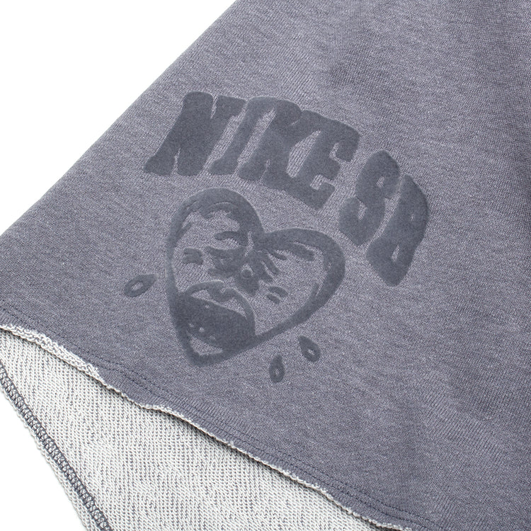 Nike SB - GFX Fleece Short
Style # IF1602-065
Color : Cool Grey / Heather / White