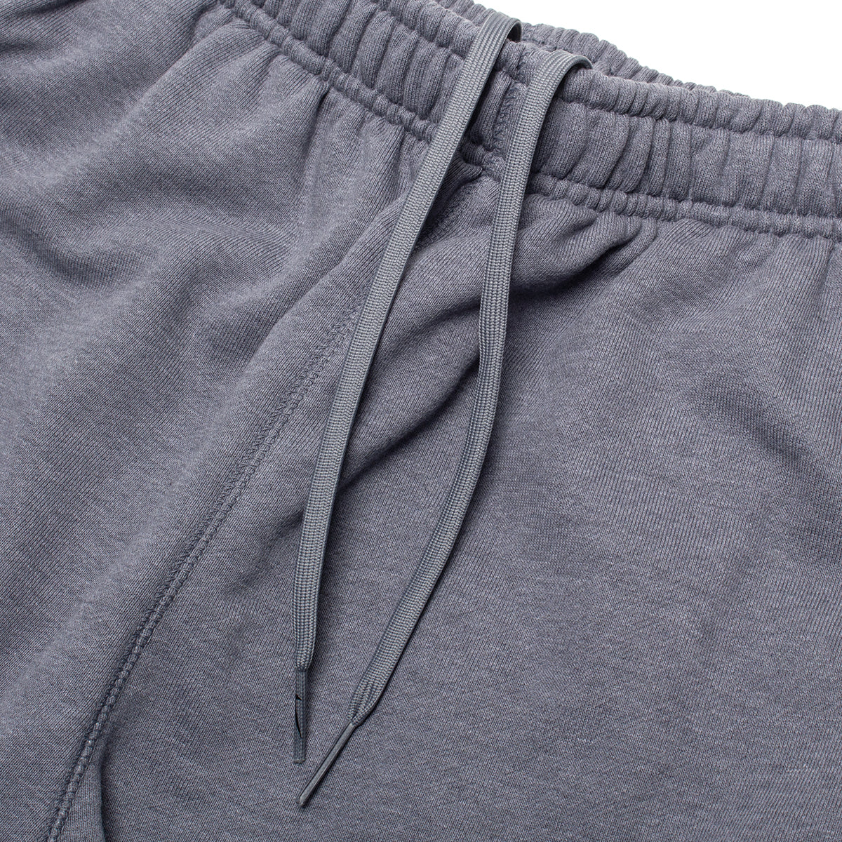 Nike SB - GFX Fleece Short
Style # IF1602-065
Color : Cool Grey / Heather / White
