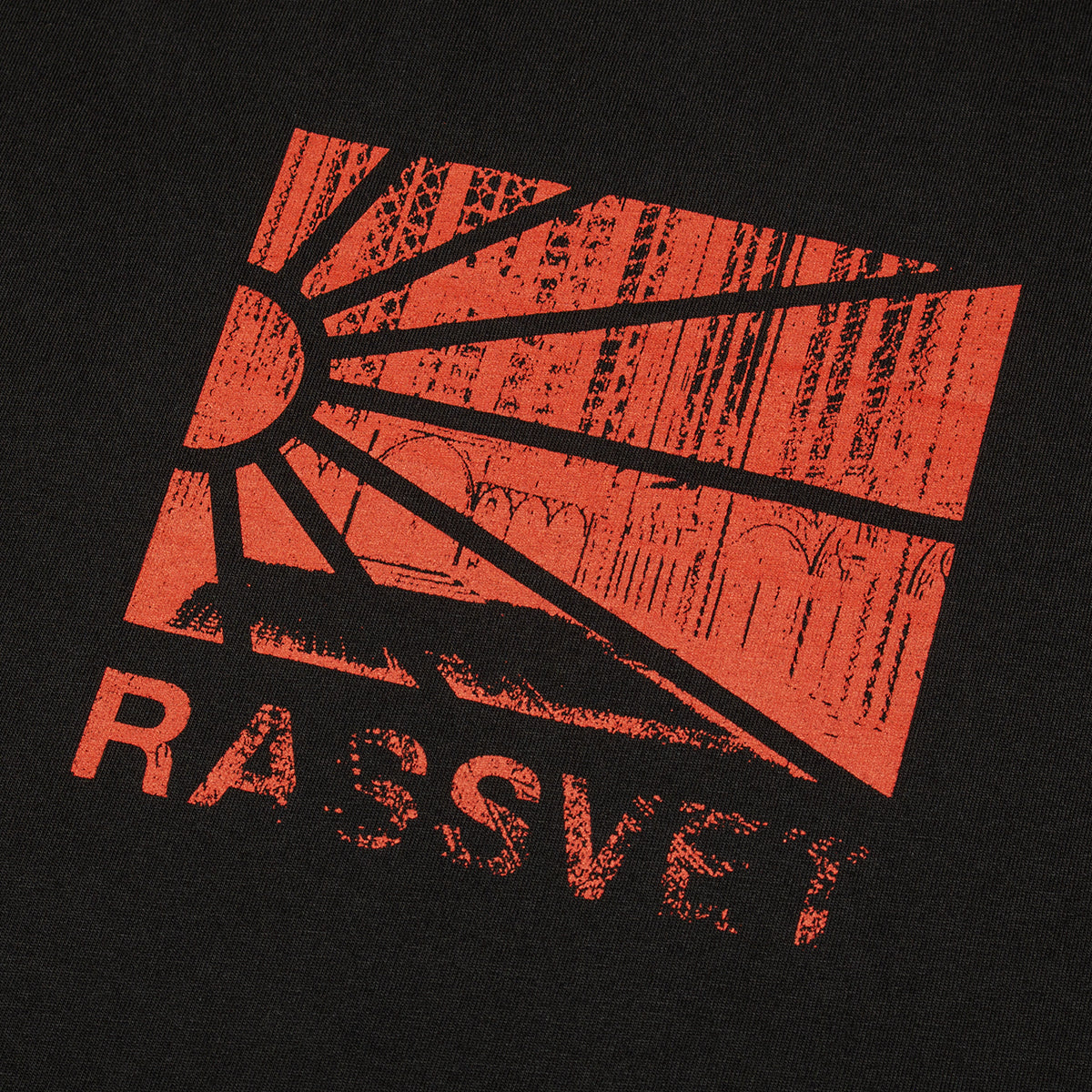 Rassvet - Ray Logo T-Shirt
Color : Black