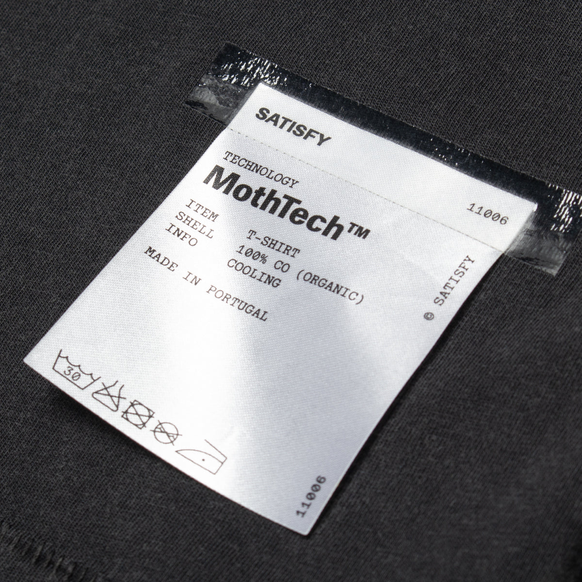 Satisfy - MothTech T-Shirt

Style # 11006-00A21
Color : Aged Black