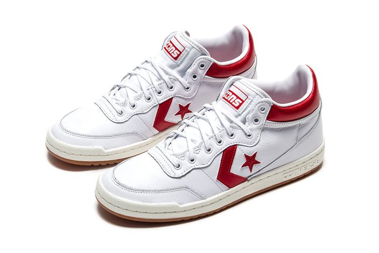 Converse - Fastbreak Pro Mid
Style # A11938C
Color : White / Red / Egret
