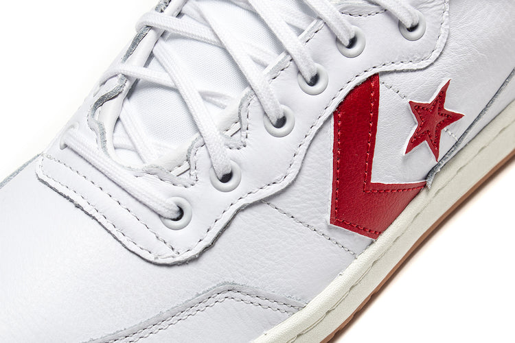Converse - Fastbreak Pro Mid
Style # A11938C
Color : White / Red / Egret