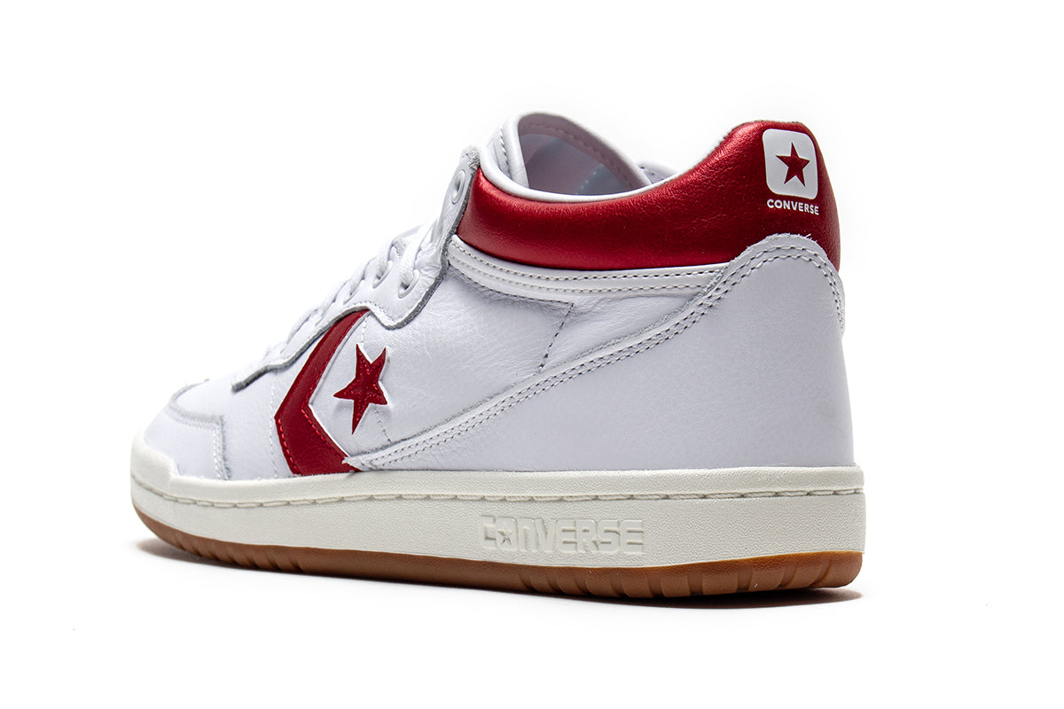 Converse - Fastbreak Pro Mid
Style # A11938C
Color : White / Red / Egret