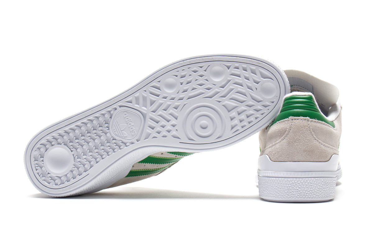 Adidas - Busenitz
Style # JH8133
Color : Crystal White / Gold