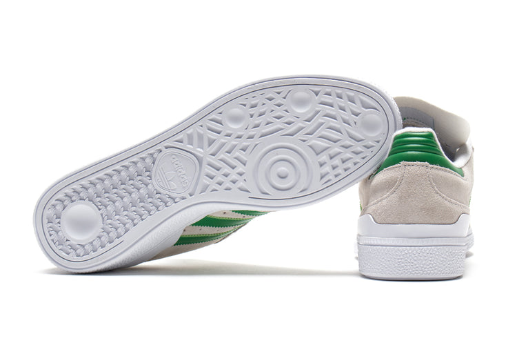 Adidas - Busenitz
Style # JH8133
Color : Crystal White / Gold