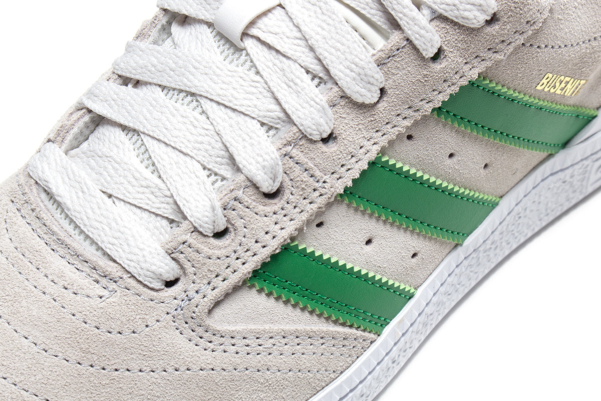 Adidas - Busenitz
Style # JH8133
Color : Crystal White / Gold