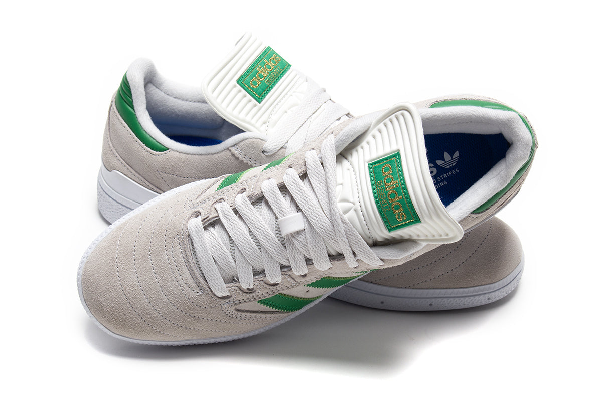 Adidas - Busenitz
Style # JH8133
Color : Crystal White / Gold