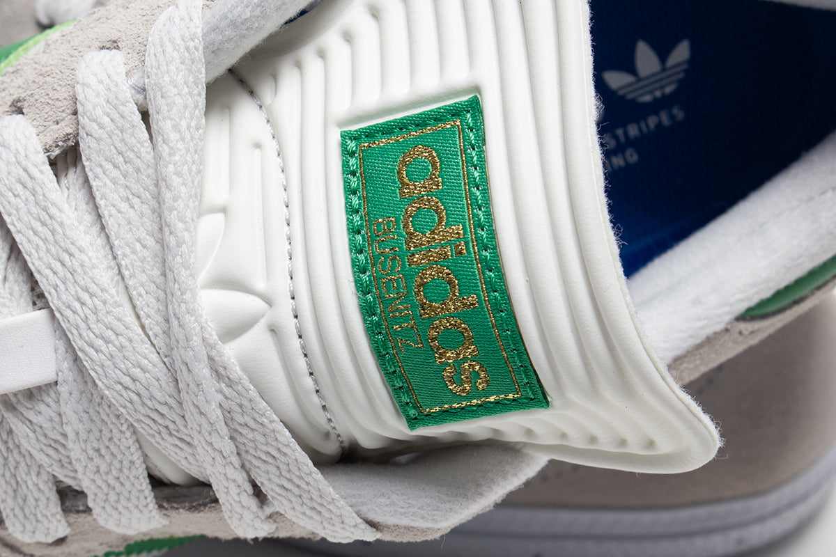 Adidas - Busenitz
Style # JH8133
Color : Crystal White / Gold