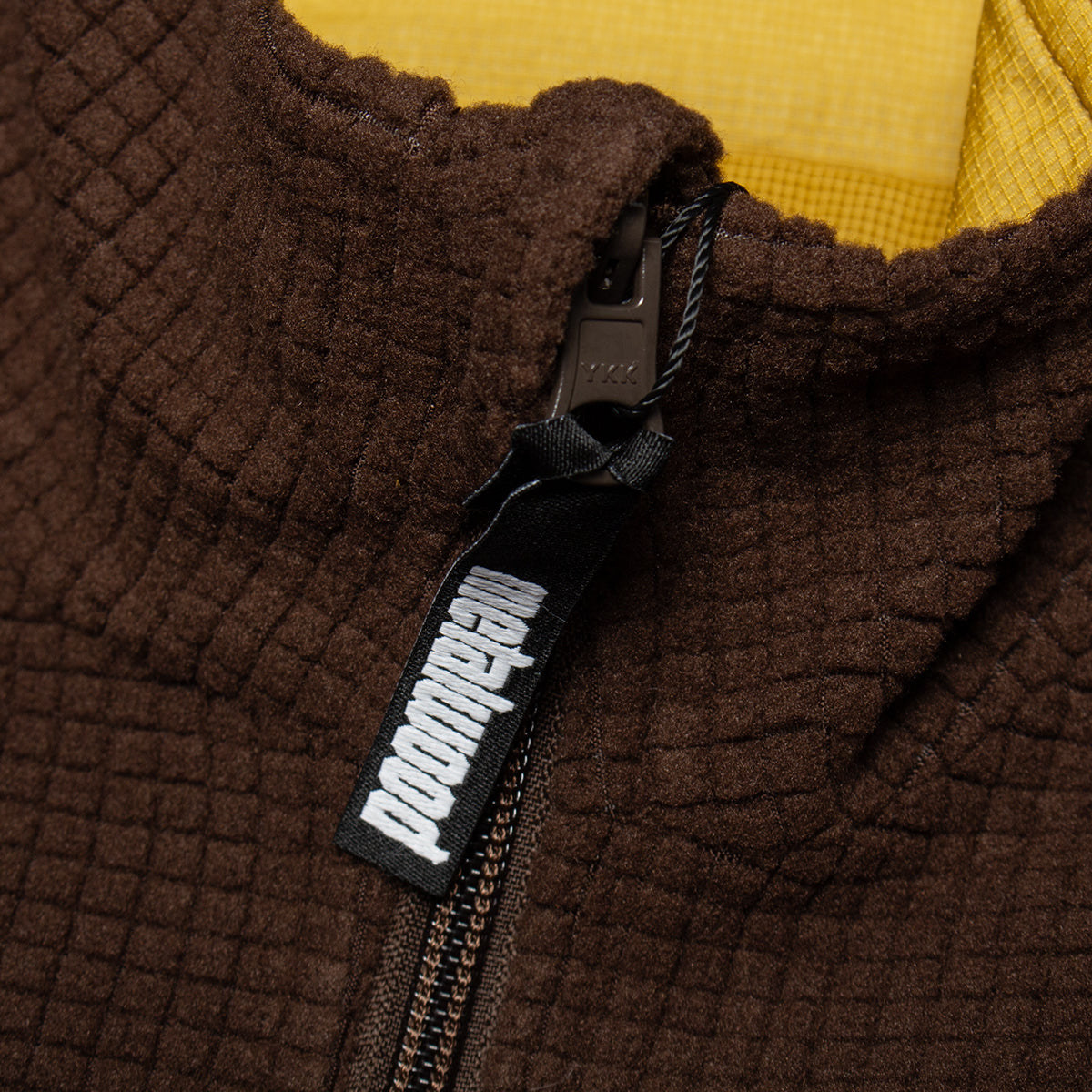 Metalwood - Trail Mix Reversible Vest
Color : Dijon