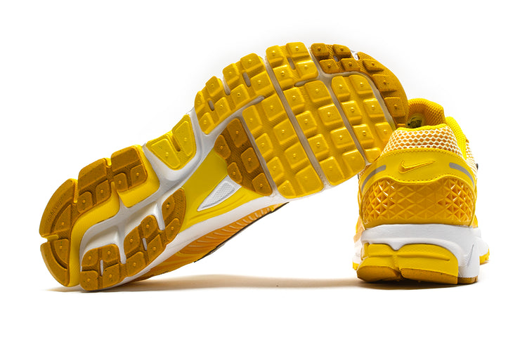 Nike - Zoom Vomero 5
Style # FJ4453-765
Color : Yellow Strike / Metallic Silver