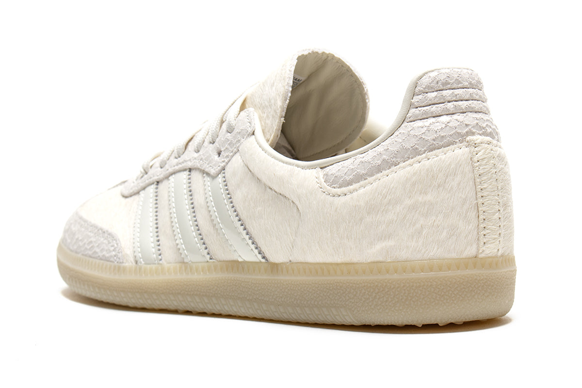 Adidas Originals - Samba OG
Style # IH9148
Color : Off White / Off White / Crystal Linen