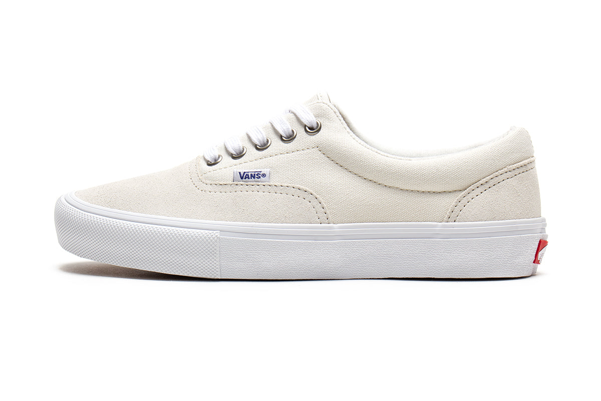 Vans - Skate Era
Style # VN00117JCCZ1
Color : Marshmallow