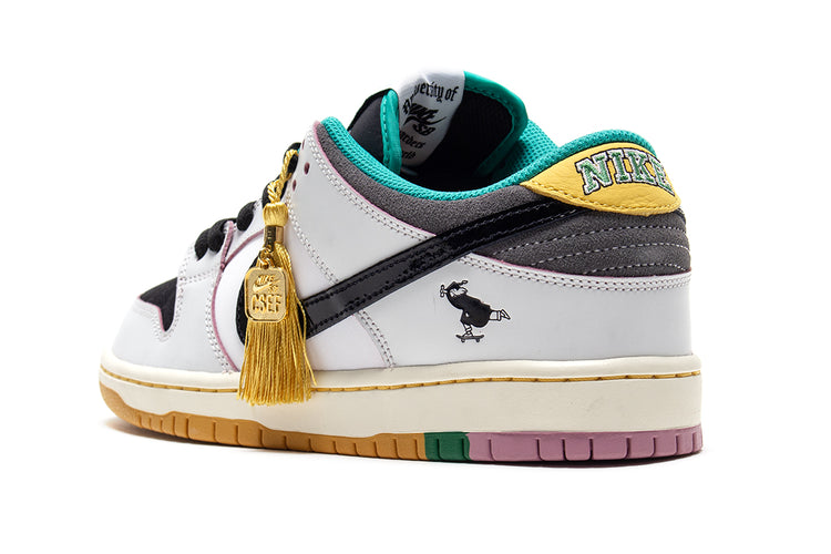 Nike SB - Dunk Low Pro x CSEF
Style # HJ4132-100
Color : Summit White / Black / Iron Grey