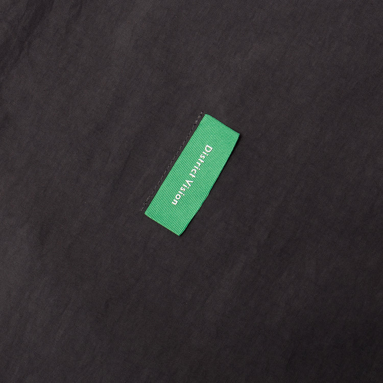 District Vision - Nylon Tussar Pants
Style # DV0114-A
Color : Shale