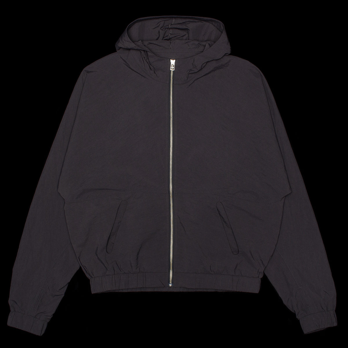 District Vision - Taslan Nylon Jacket
Style # DV0127-A
Color : Shale