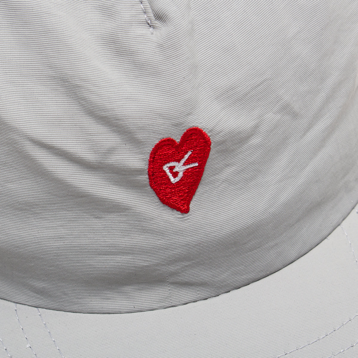 District Vision - 5 Panel Nylon Hat
Style # DVA001-C
Color : Run In Love Grey