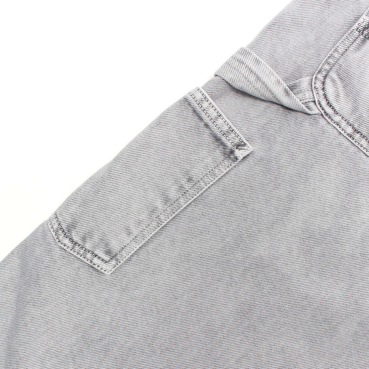 Carhartt WIP - OG Single Knee Short
Style # I036497-895F
Color : Black (Chalk Wash)